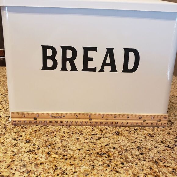 Bread Box food storage container - Picture 4 of 5